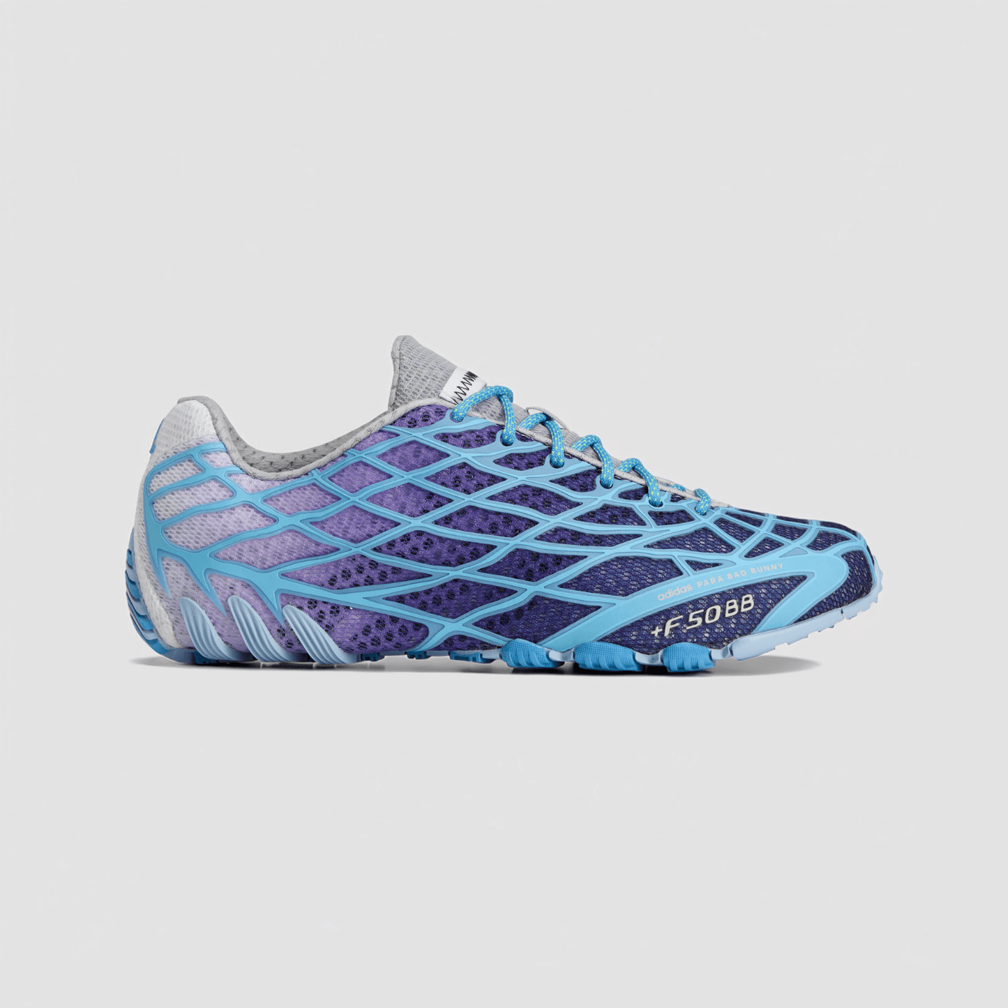 BAD BUNNY F50 GHOST SPRINT - LIGHT BLUE - Adidas para Bad Bunny