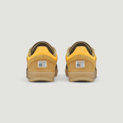 BAD BUNNY GAZELLE INDOOR SOLAR GOLD - Adidas para Bad Bunny