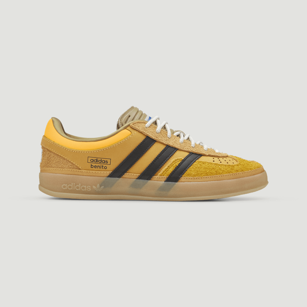 BAD BUNNY GAZELLE INDOOR SOLAR GOLD - Adidas para Bad Bunny