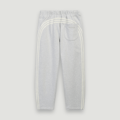 BB HEAVY WEIGHT SWEATPANT LIGHT GREY - Adidas para Bad Bunny